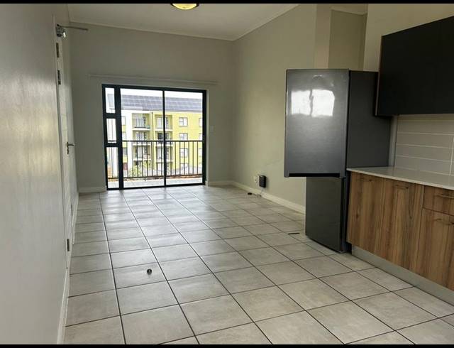 2 BEDROOM PROPERTY TO RENT IN SILVER LAKES